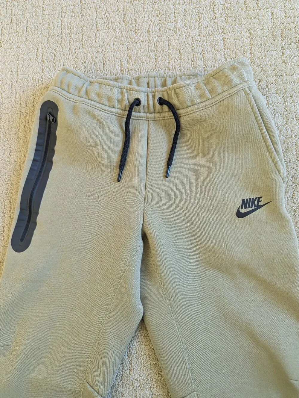 Nike Tech Fleece Pants Boys M Joggers Sweatpants FD3287 Athletic Activewear Gym